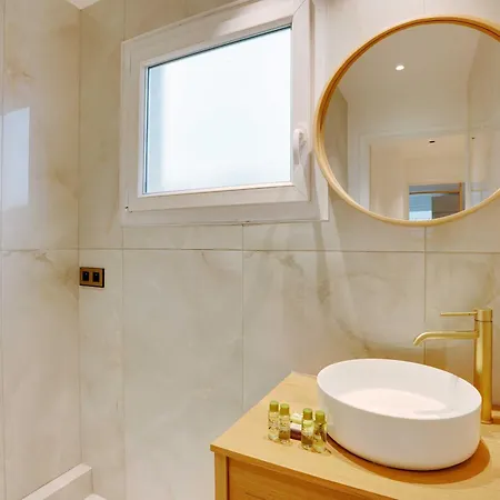 Luxury In Le Pont